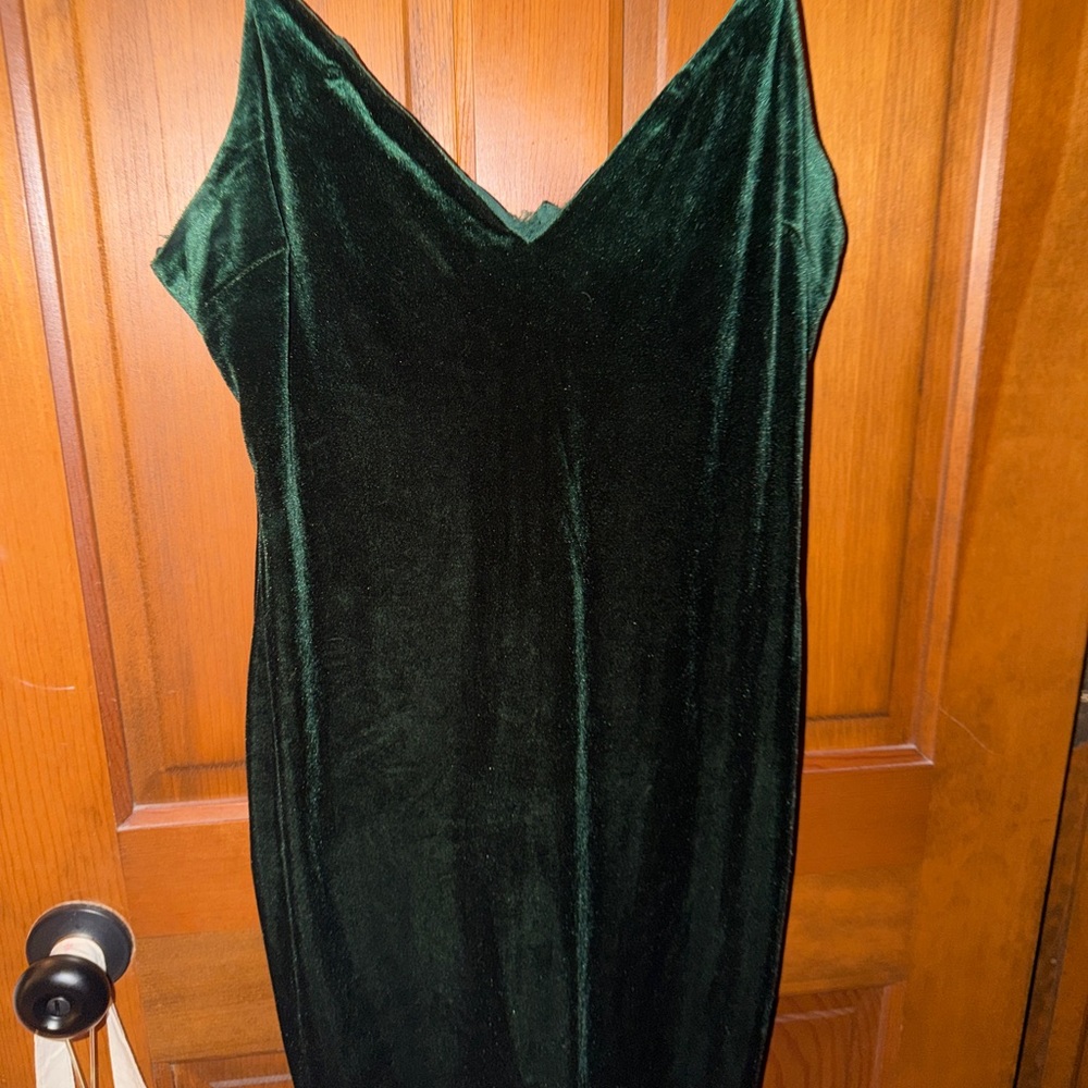B. Smart Deep Green Dress